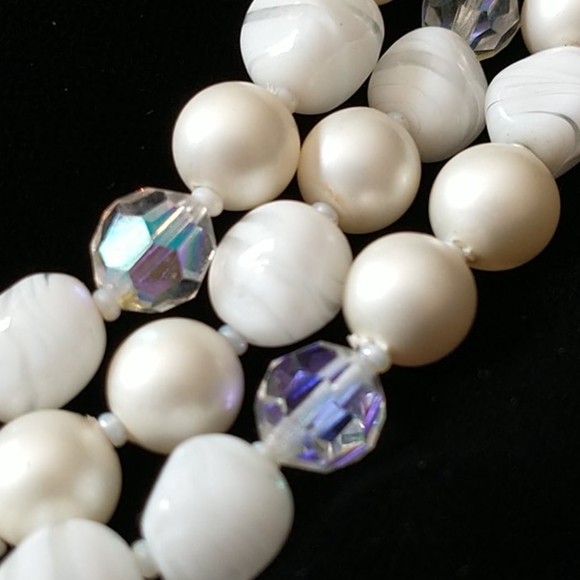 Vintage costume 3 strand choker - Picture 4 of 4